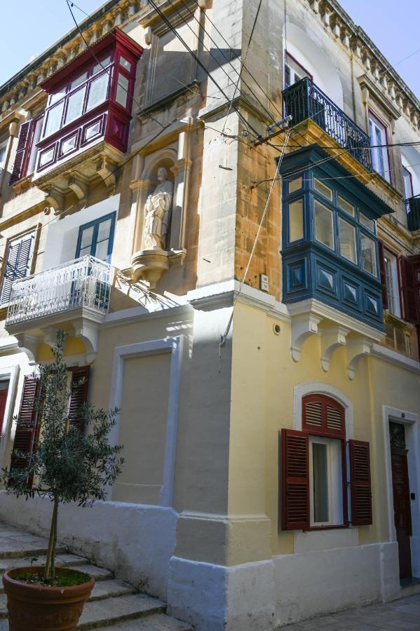 Appartamento Bebirgu Palazzino Luxury 2 Esterno foto